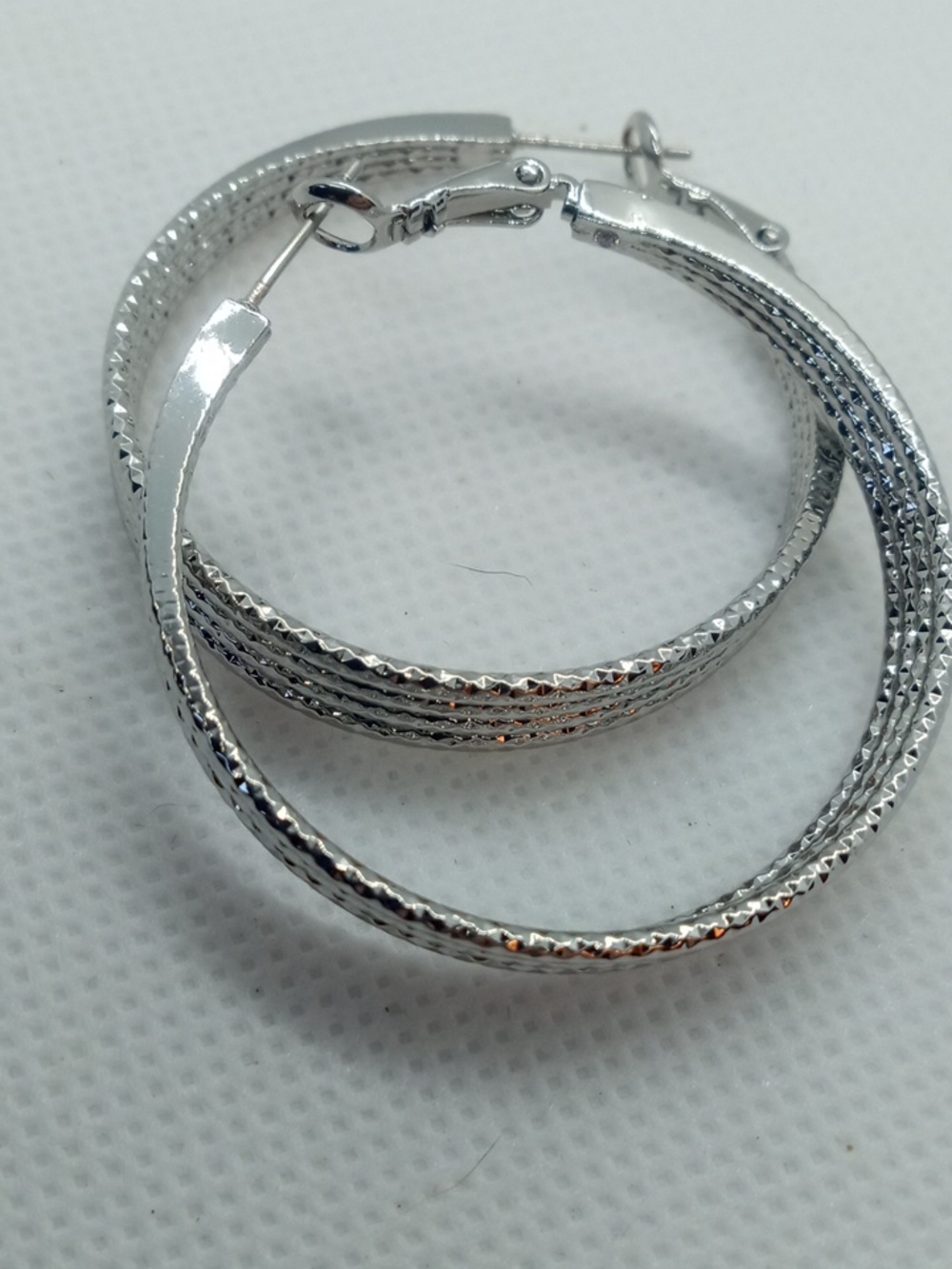 CHICO'S 2 INCH HOOP EARRINGS - Picture 5 of 6